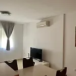 Mladeng Апартаменты