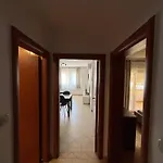 Mladeng Апартаменты *