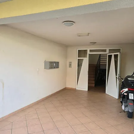Mladeng Apartamento
