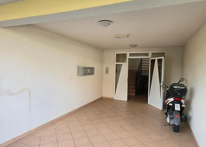 Mladeng Appartement