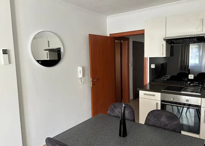 Mladeng Appartement Trogir